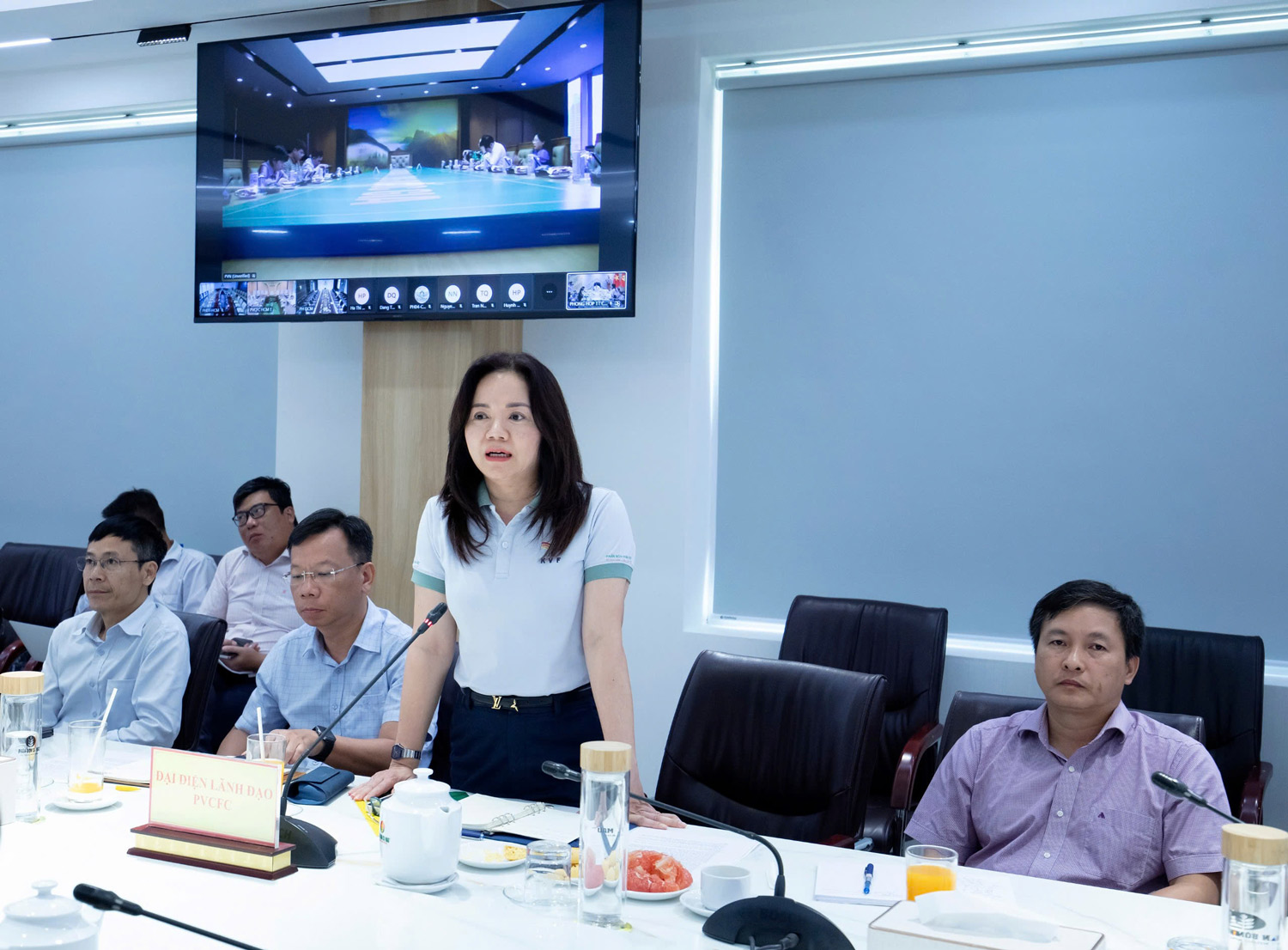 bà-nguyễn-thị-hiền-phó-tgđ-pvcfc-phát-biểu (1)